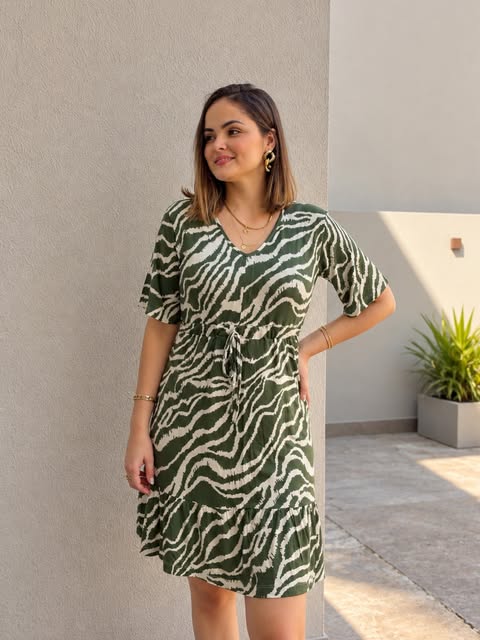 Vestido estampado verde e off-white